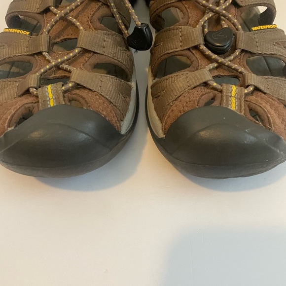 Keen‎ Waterproof Sandals - Picture 5 of 5